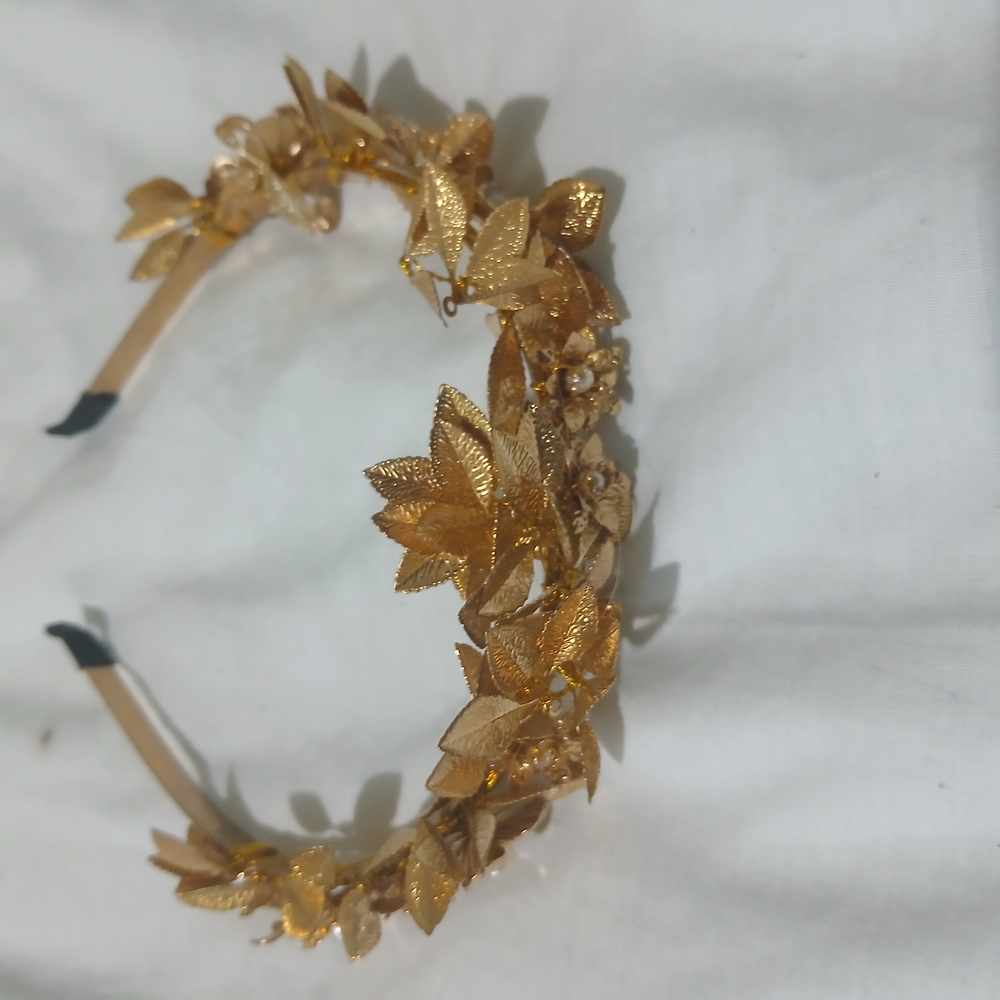 Target Gold Floral Hair Accessory